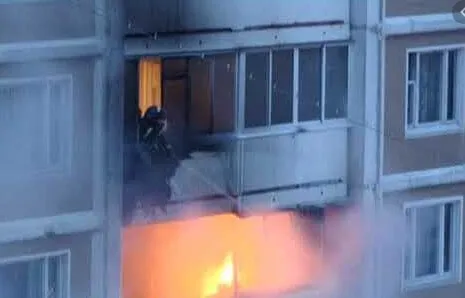 картинка пожар на балконе