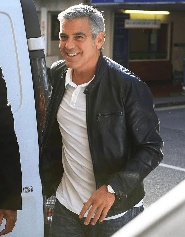 Клуни в куртке
