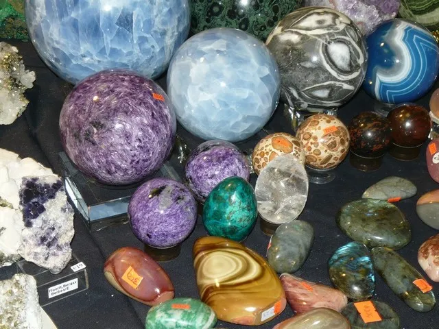 Минеральные кристаллы
