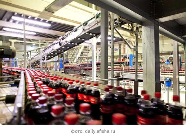 Современный завод по производству Кока-Колы