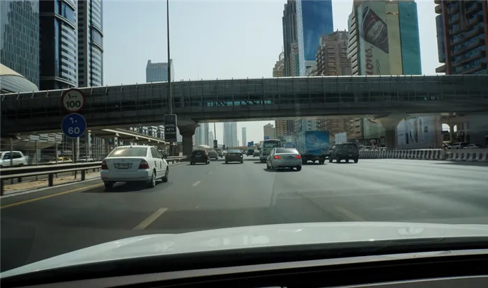 Трасса Дубай — Абу-Даби