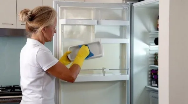 подготовка холодильника к чистке