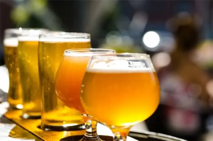 Польза пива для человека. По количеству полезных веществ, пиво можно сравнить с апельсиновым соком. Фото.
