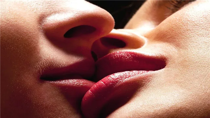 Французский поцелуй: как целоваться по-французски