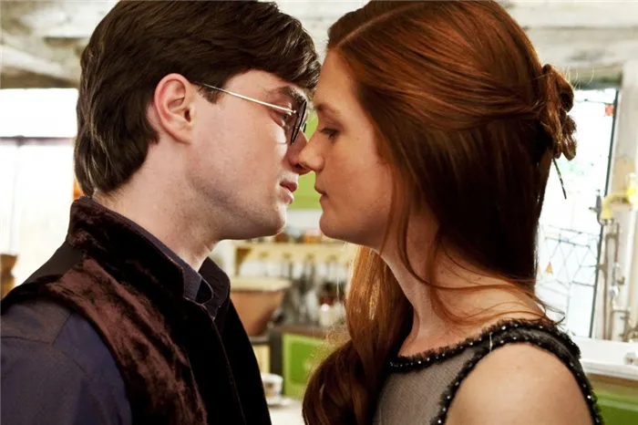 Harry-Potter-Ginny-Kiss-2880x1920