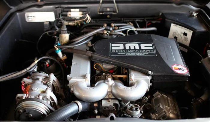 Двигатель DeLorean DMC-12