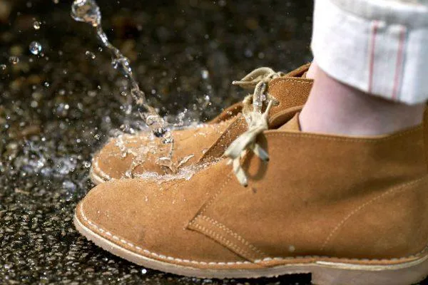 Гидрофобная защита обуви