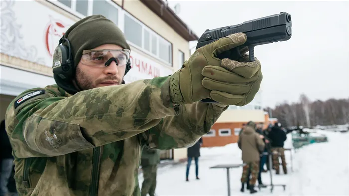 Оружейные законы: разбираемся нужно ли разрешение на газовый пистолет в России