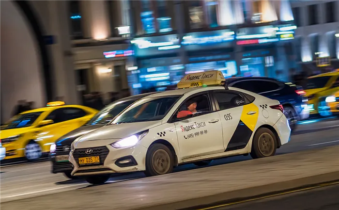 Яндекс.Такси подорожает с 2022 года. Не хватает машин